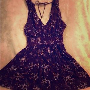 💟Adorable Aeropostale V-Neck dress💟